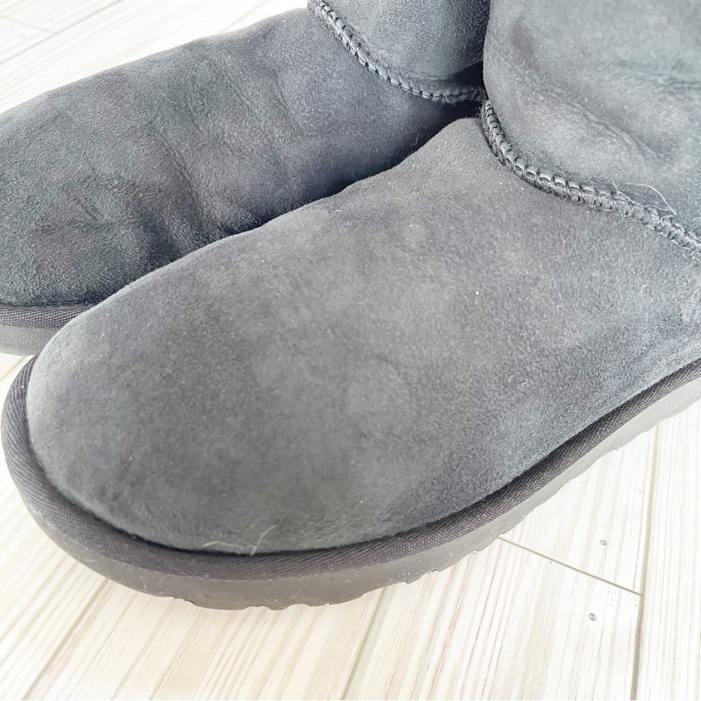 ‼️SOLD‼️UGG Boots - Picture 10 of 11